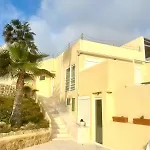 Espectacular Privada A Pie De Playa Y Mar En Roquetes