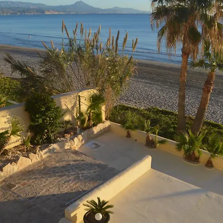 Espectacular A Pie De Playa En Roquetes Апартаменты
