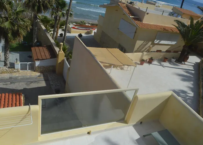 Espectacular Privada A Pie De Playa Y Mar En Roquetes *