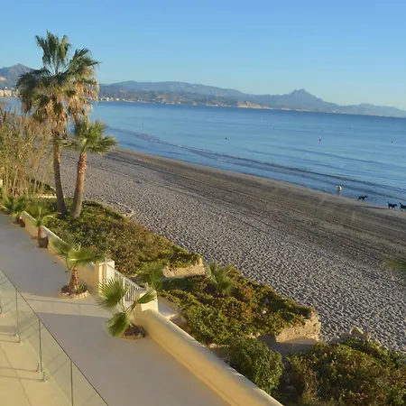 Espectacular A Pie De Playa En Roquetes
